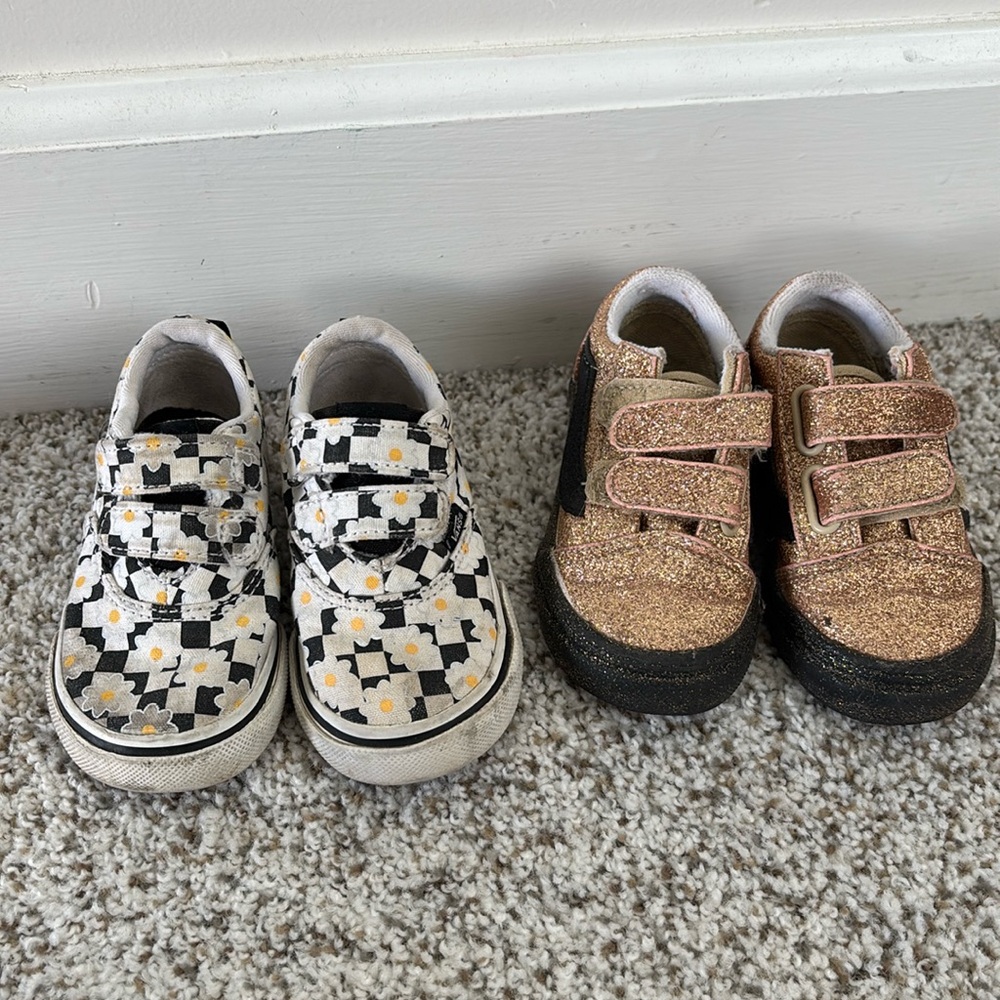 Toddler Vans | size 5 | daisy’s and rose gold glitter
